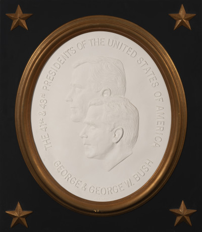 David Pryor Adickes - George &amp;amp; George W. Bush bas-relief