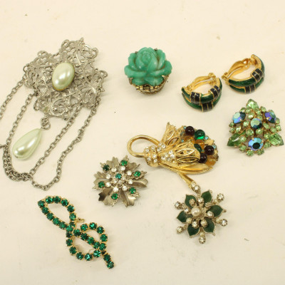 Group of Vintage Green &amp;amp; Teal Costume Jewelry
