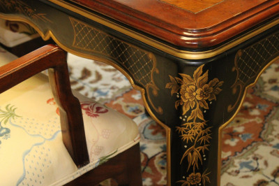 Vintage Kindel Asian Style Table and Chairs