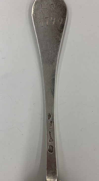 European Silversmiths - Sterling silver flatware, twenty one pieces: spoons, forks and a ladle