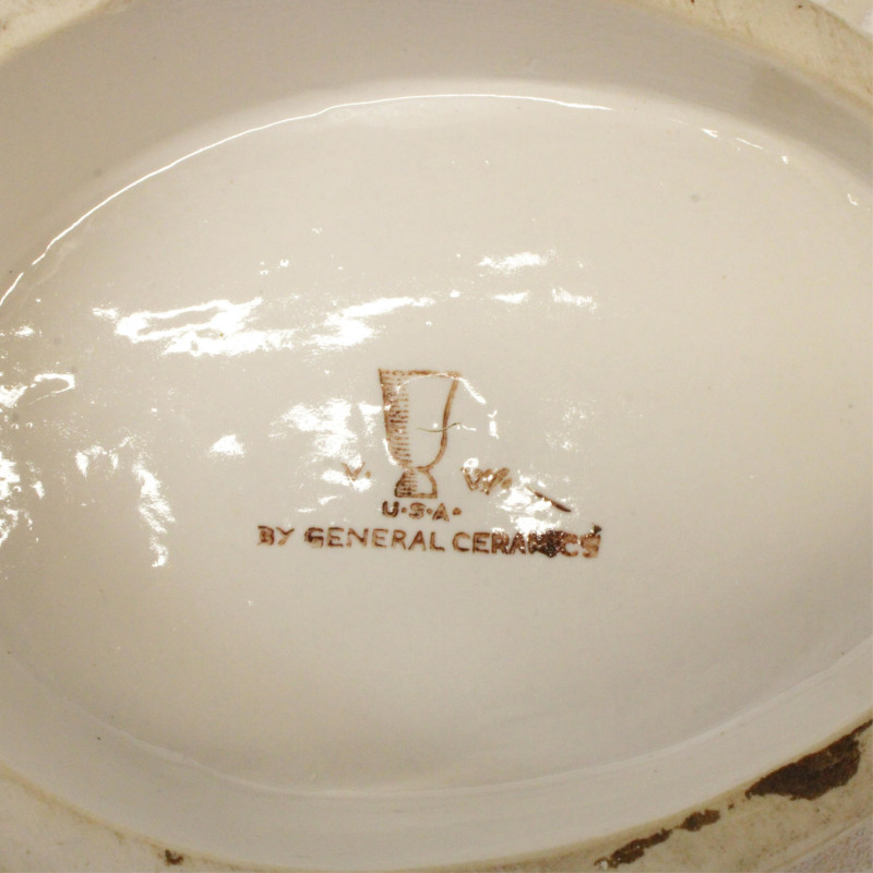 8 Continental Art Deco Later Ceramics