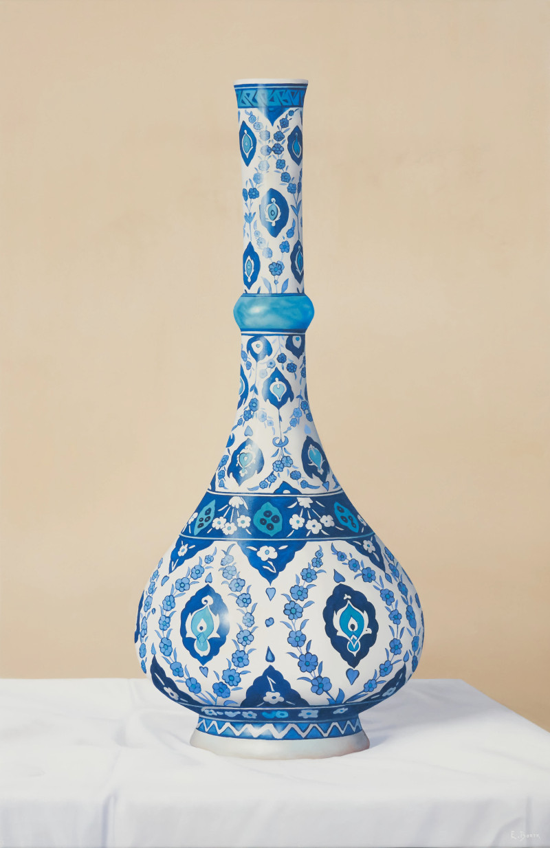 Eduardo Bortk - Water bottle with Blue Decorations