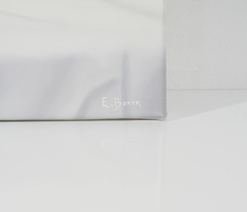 Eduardo Bortk - Water bottle with Blue Decorations