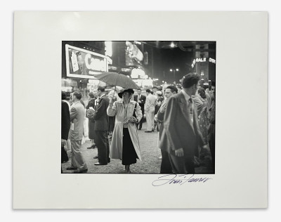 Louis Faurer - Times Square, New York, 1948 (Woman with Umbrella)
