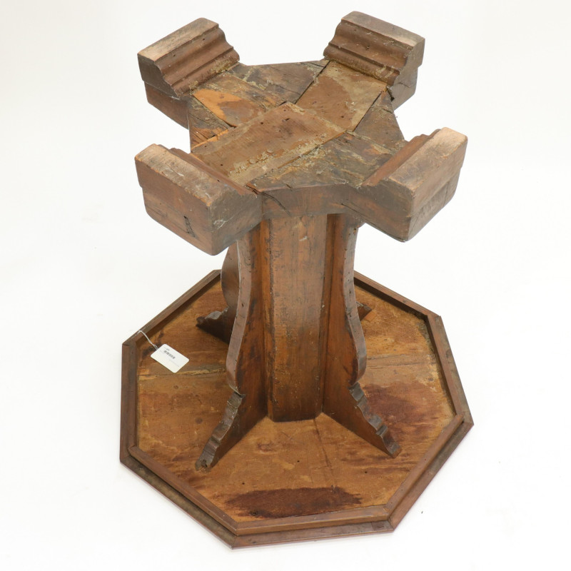 Italian Baroque Octagonal Center Table