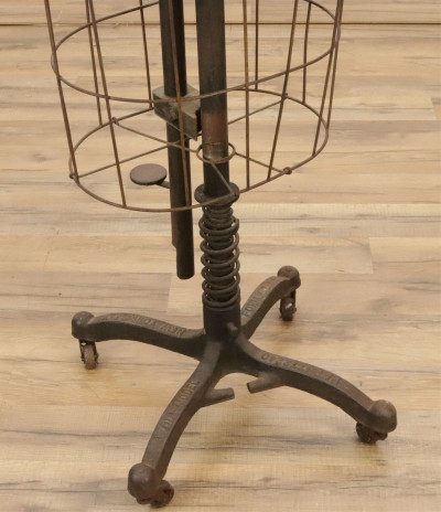 Vintage Wolf Model Form Co Dress Form