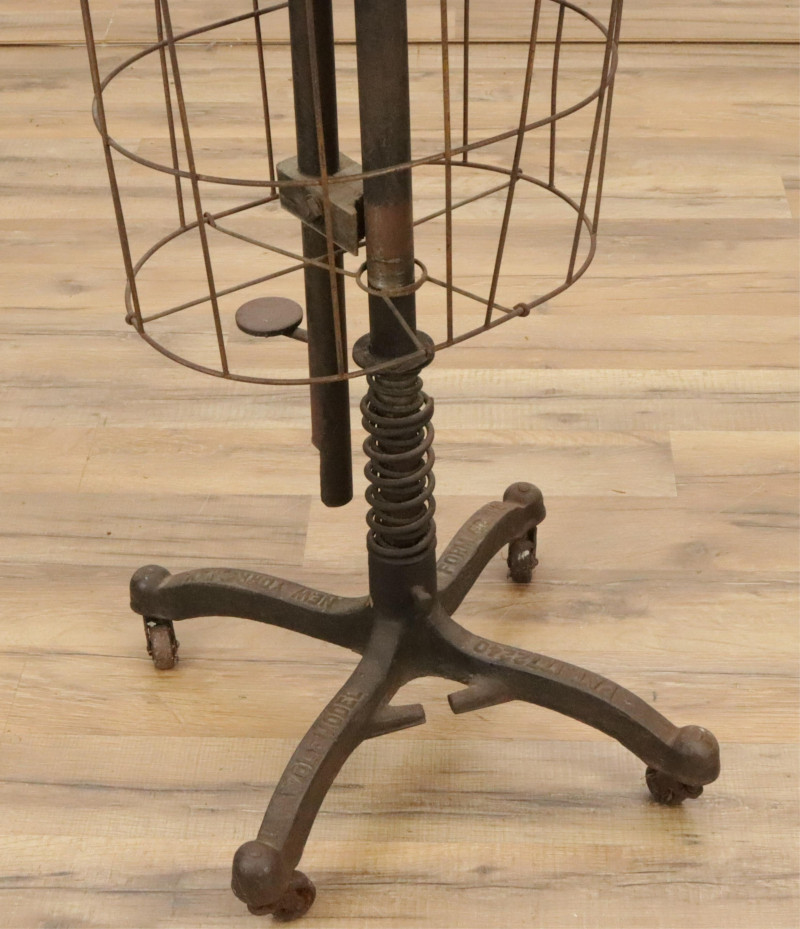 Vintage Wolf Model Form Co Dress Form