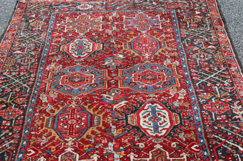Gorevan Hall Rug 4&apos; 9&apos; x 12&apos; 6&apos; First Half 20th