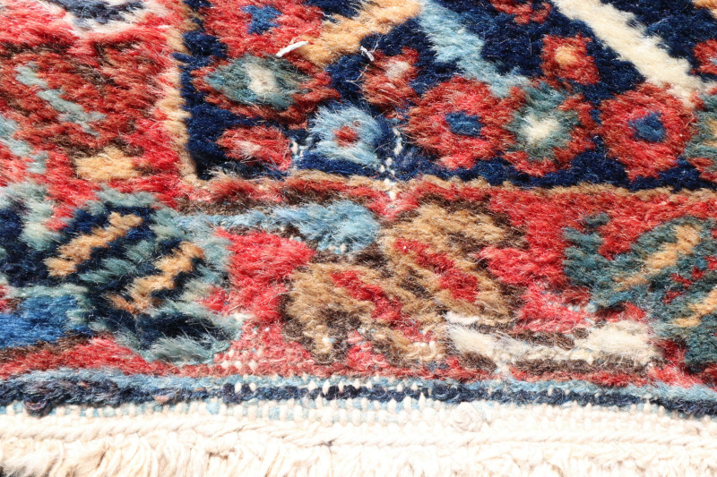 Gorevan Hall Rug 4&apos; 9&apos; x 12&apos; 6&apos; First Half 20th