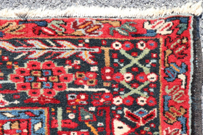 Gorevan Hall Rug 4&apos; 9&apos; x 12&apos; 6&apos; First Half 20th