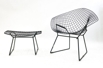 Harry Bertoia for Knoll (3) Diamond Chairs + (2) Bird Ottomans