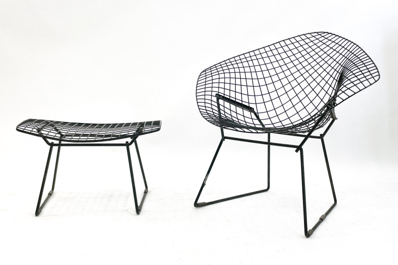 Harry Bertoia for Knoll (3) Diamond Chairs + (2) Bird Ottomans