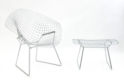 Harry Bertoia for Knoll (3) Diamond Chairs + (2) Bird Ottomans