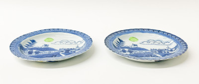 Pair of Blue and White Export Porcelain &apos;Deshima Island&apos; Plates