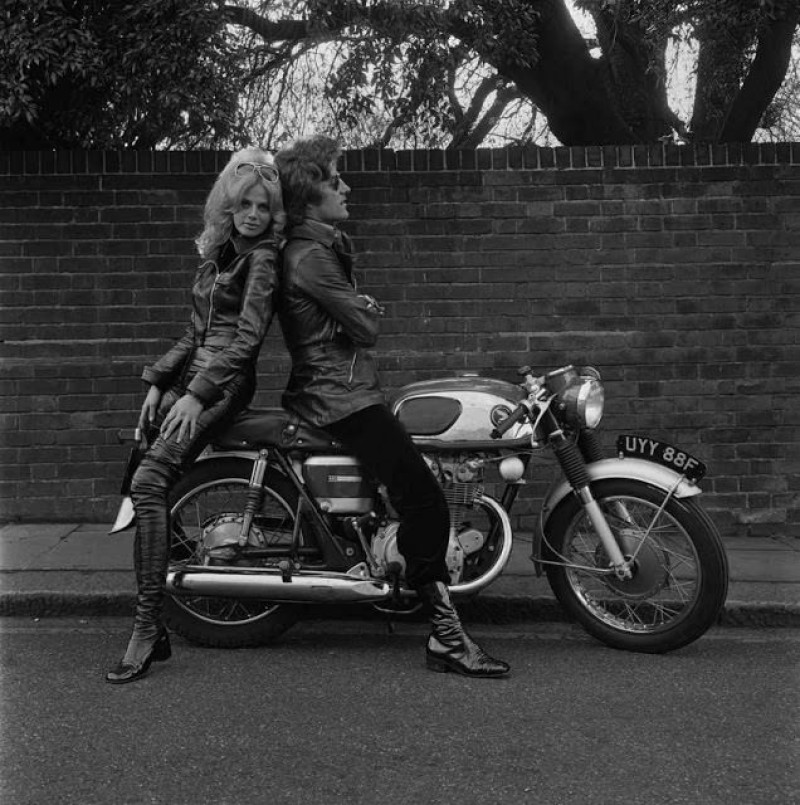 Terry O'Neill - British photographer Patrick Lichfield, the 5th Earl of ...