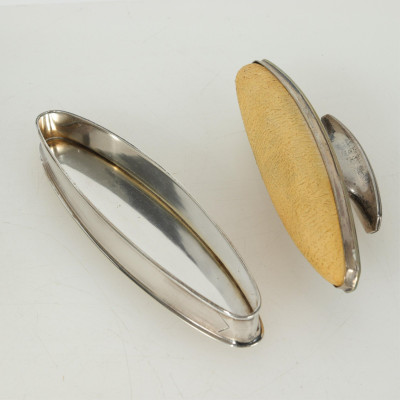 William B. Kerr &amp; Co - Sterling Silver Vanity Set