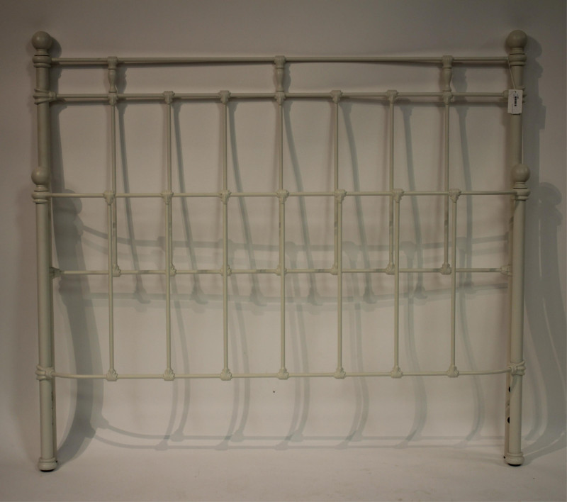 Vintage Style Painted Iron Queen Bed