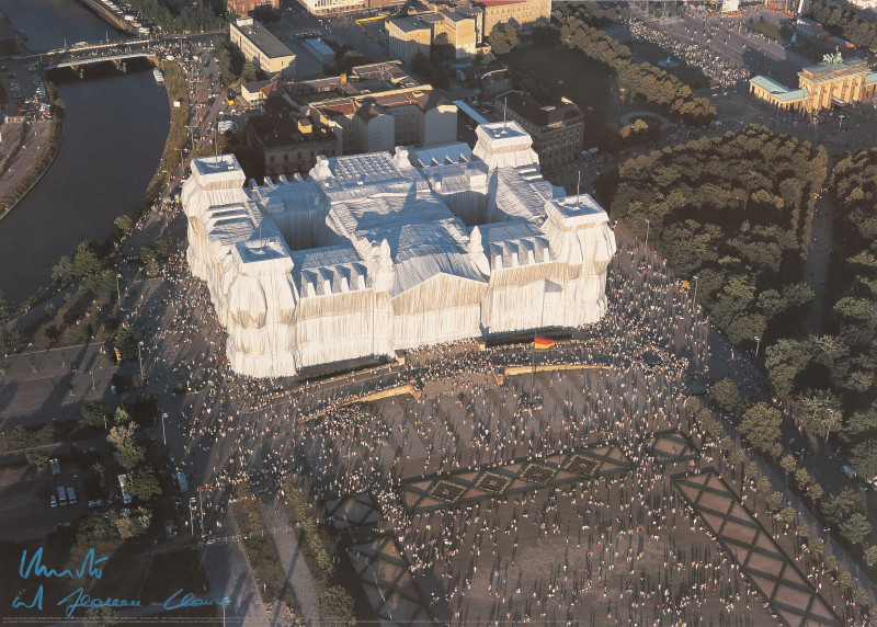Christo and Jeanne-Claude - Wrapped Reichstag
