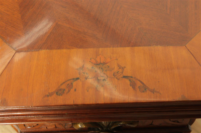 Regency Style Inlaid Mahogany Dining Table