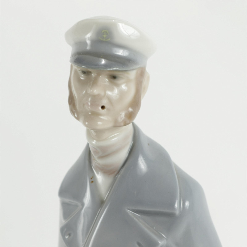 Cast Iron Clock Seller Clock - Lladro Figures