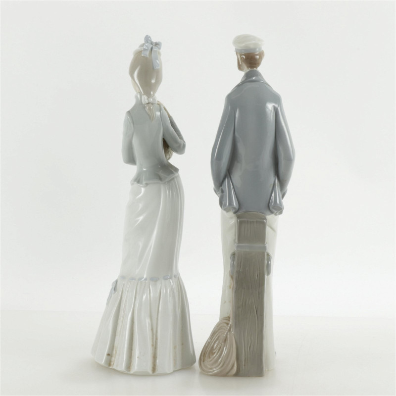 Cast Iron Clock Seller Clock - Lladro Figures