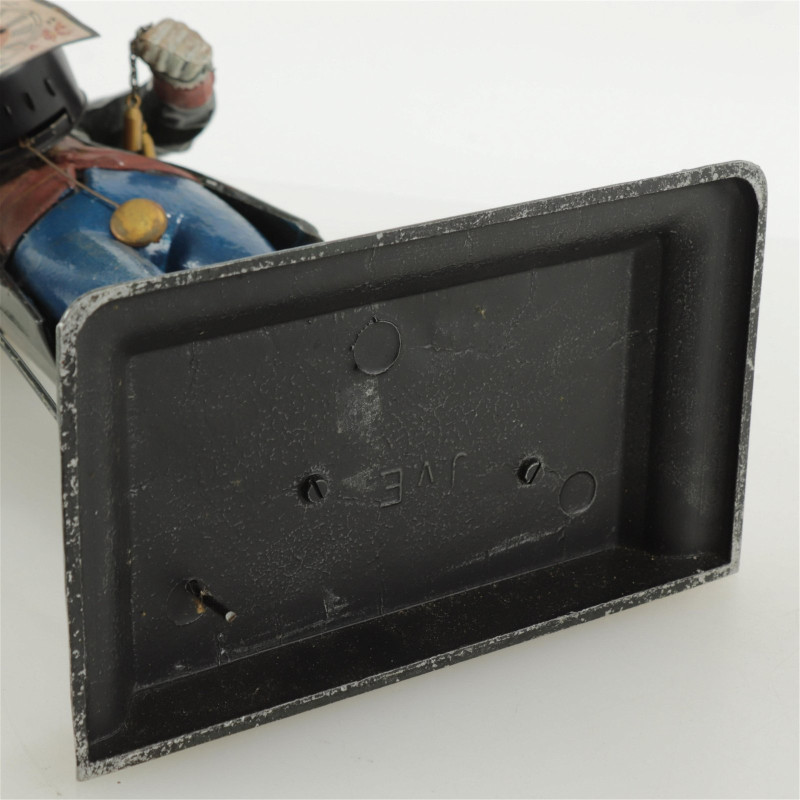 Cast Iron Clock Seller Clock - Lladro Figures