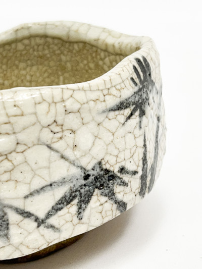 Japanese Shino ware Tea Bowl (Chawan) with Bamboo Decoration