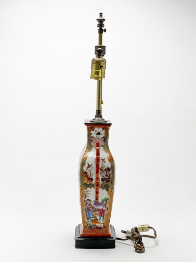 Chinese Export Porcelain ‘Mandarin Palette’ Vase, mounted as a lamp