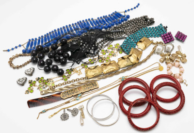 Collection of Vintage Costume Necklaces, Bracelets and Cufflinks