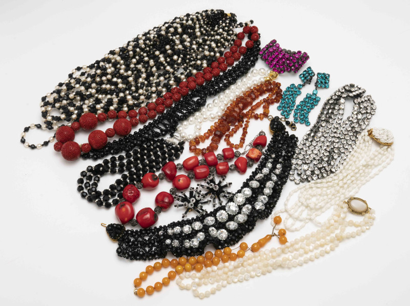 Collection of Vintage Costume Necklaces, Bracelets and Cufflinks