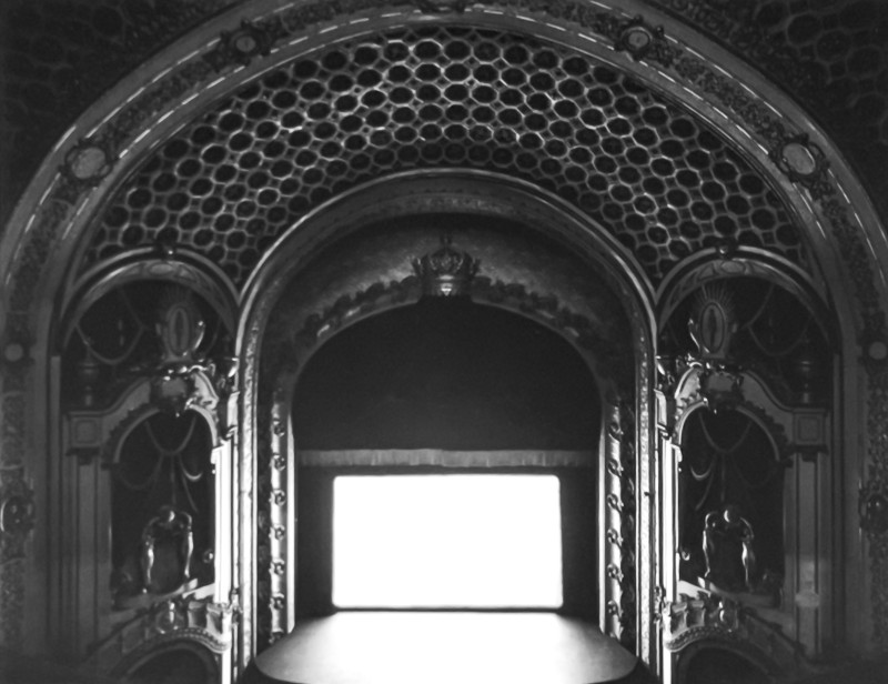 Hiroshi Sugimoto - Prospect Park Theater, New York (Kung Fu Exorcist) / Stage Theater, Sydney (The Birdcage)