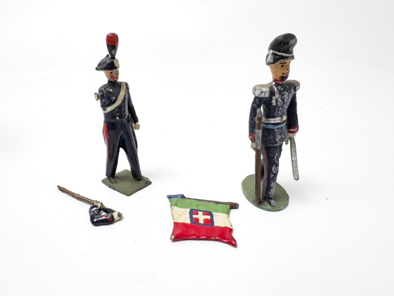 Collection of Primarily Spanish, Italian, and Latin American Toy Soldiers, Group of 70