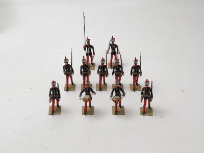Collection of Primarily Spanish, Italian, and Latin American Toy Soldiers, Group of 70