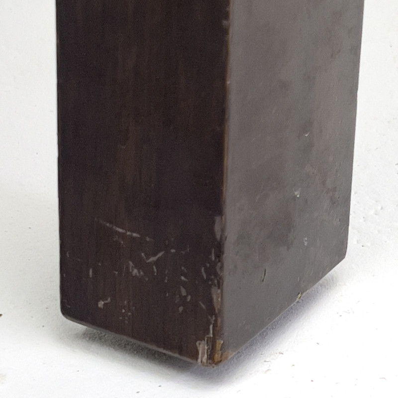 Calvin Klein - Round Dining Table