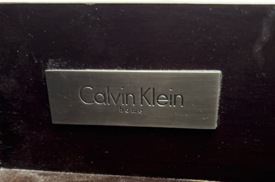 Calvin Klein - Credenza