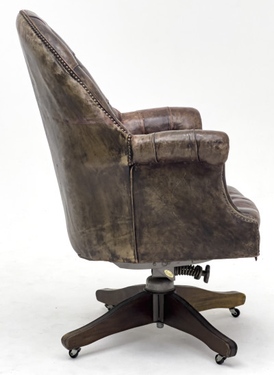 Hillcrest Chesterfield Executive Chair