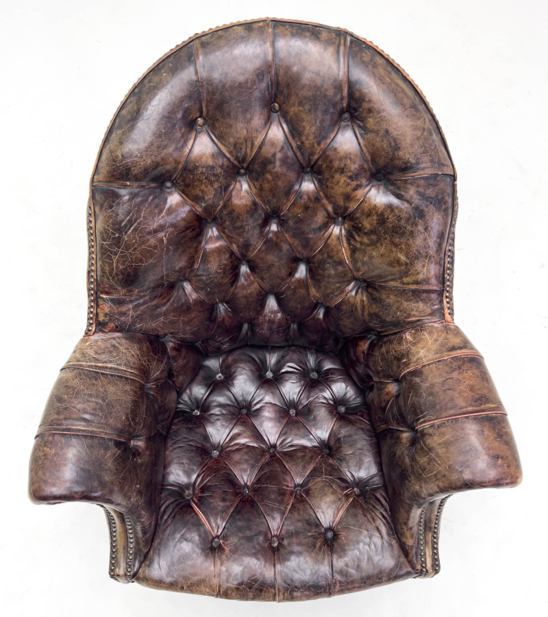 Hillcrest Chesterfield Executive Chair