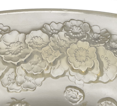 René Lalique - Primevères Opalescent Box