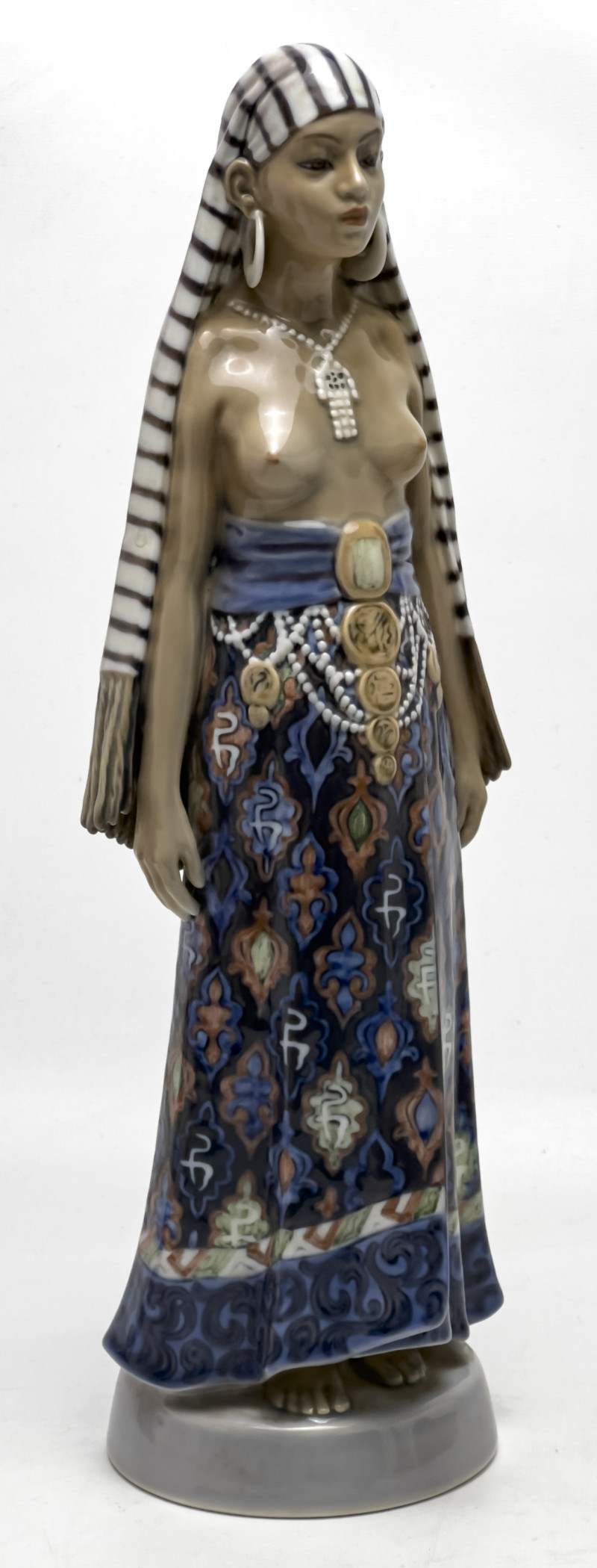 Dahl-Jensen Porcelain - Porcelain Figurines, Group of 6