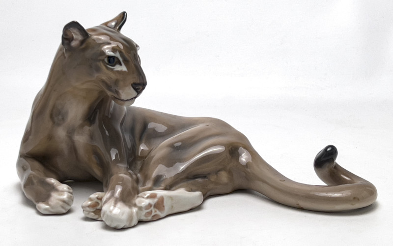 Dahl-Jensen Porcelain - Porcelain Figurines, Group of 6