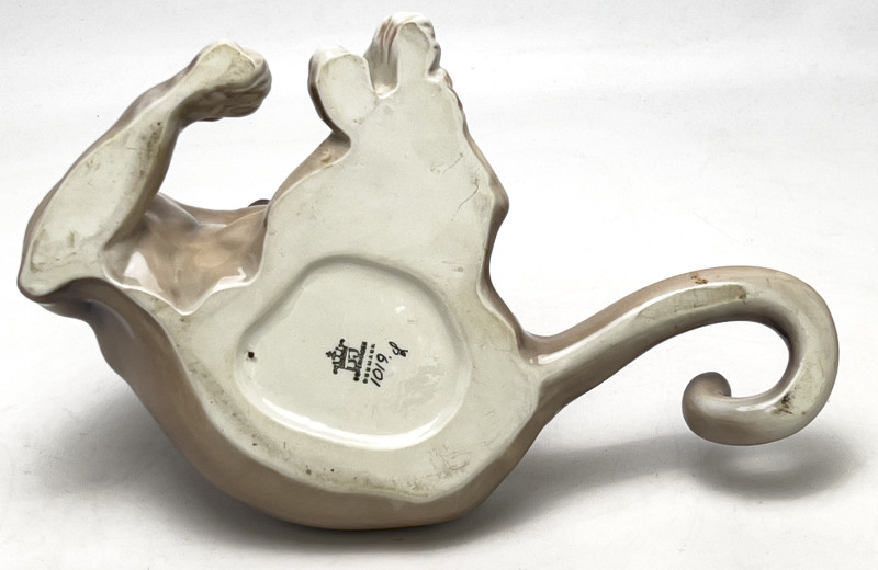 Dahl-Jensen Porcelain - Porcelain Figurines, Group of 6