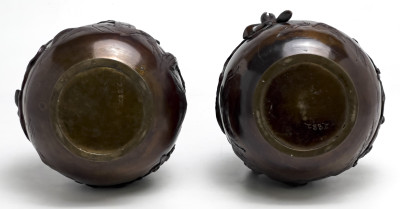 Japanese Meiji Bronze Vases, Pair