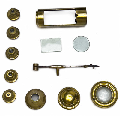 Culpeper Type Microscope in Original Pyramid Case