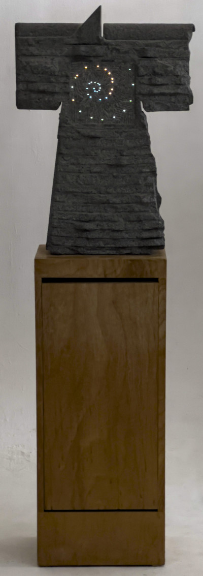 Clyde Lynds - Illuminated Sculpture