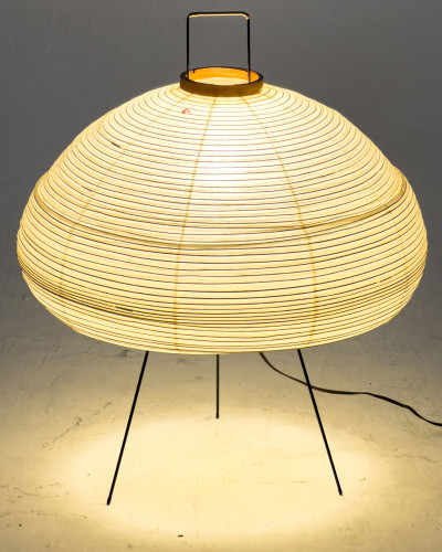 Isamu Noguchi - Akari Lamps