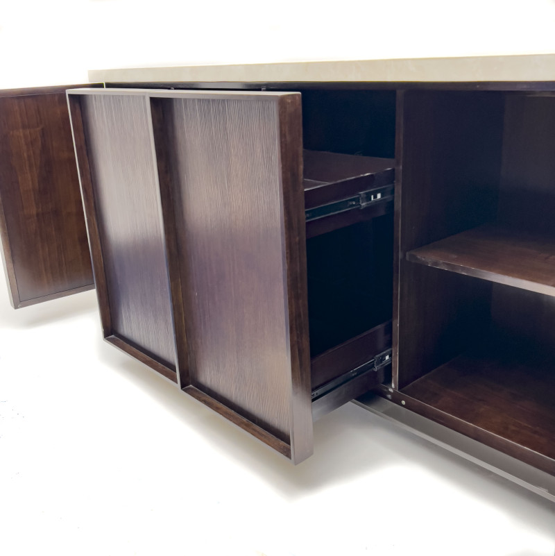Calvin Klein - Credenza