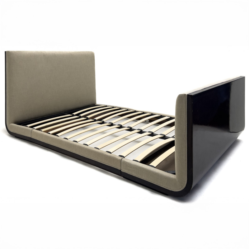 Calvin Klein - Queen Sleigh Bed