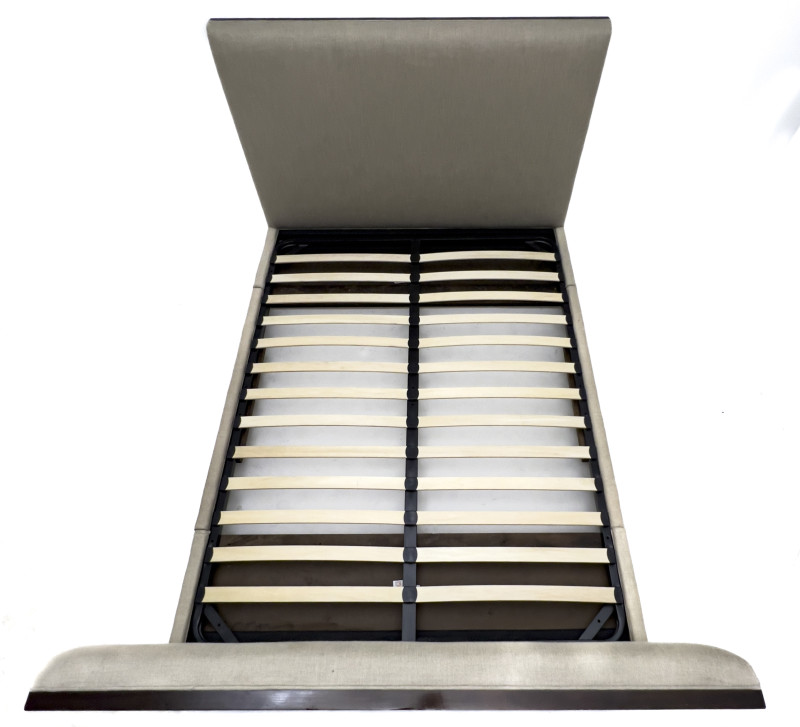 Calvin Klein - Queen Sleigh Bed