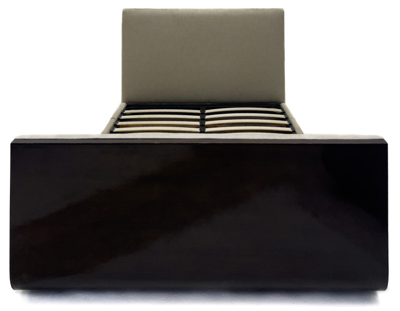 Calvin Klein - Queen Sleigh Bed