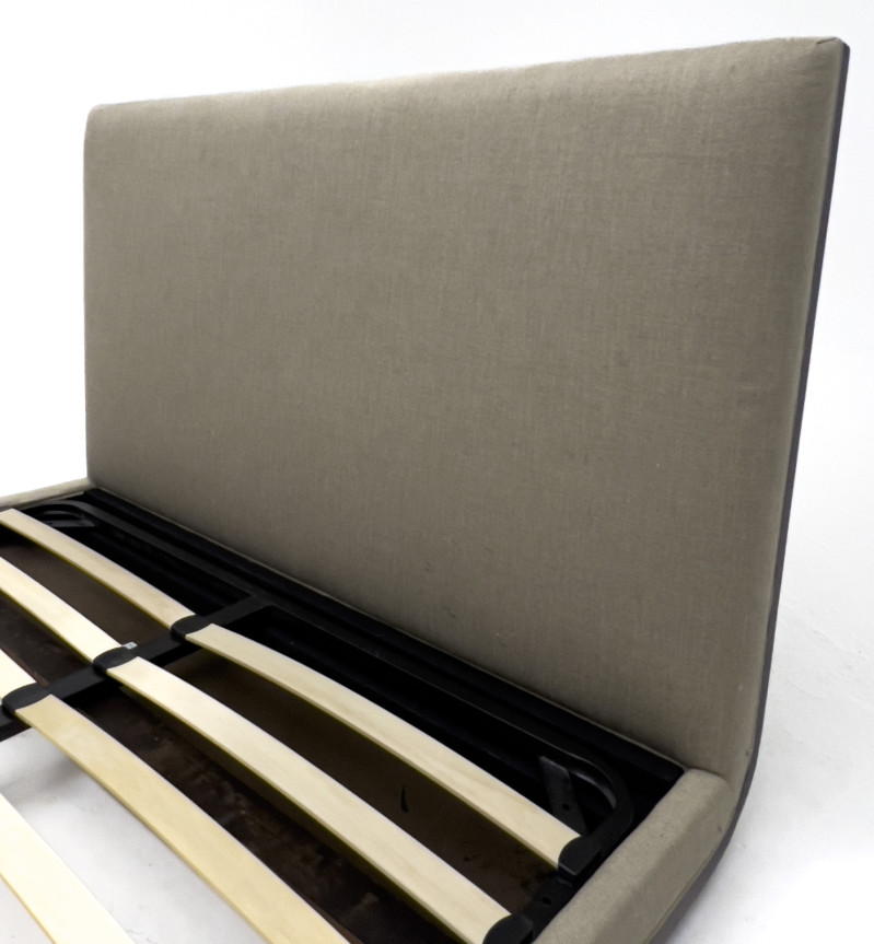 Calvin Klein - Queen Sleigh Bed